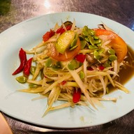 เมนูของร้าน ลาบยโสธร สามเหลี่ยมดินเเดง