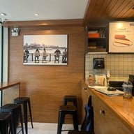 Oasis Coffee Rangnam สาขา 1 รางน้ำ