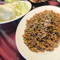 Xin Tian Di Crowne Plaza Bangkok Lumpini Park