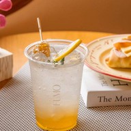 FULLY & CO. by เถ้าแก่ฟู สันติธรรม