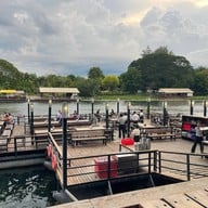 คีรีธารา