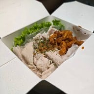 Emily's เส้นหมี่ไก่ฉีก Emily’s เส้นหมี่ไก่ฉีก