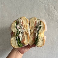 CRUNCH Sourdough & Sandwich  - ครันช์ ซาวโดว์ & แซนด์วิช สะพานควาย