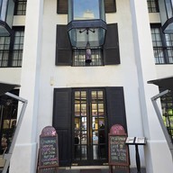 Buri Siri Boutique Hotel