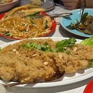 ตำกระเทย สาเกตสีลม