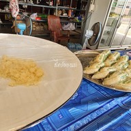 บรรยากาศ ประนอมข้าวเหนียวมะม่วง