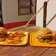 Homeless Burger Suthep