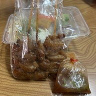 ไก่ปิ้งหมูกัญญา (ตึก SM Tower)