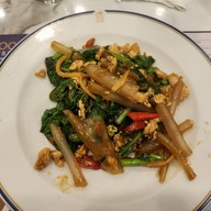 ถูกและดี เดอะ สตรีท