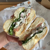 CRUNCH Sourdough & Sandwich  - ครันช์ ซาวโดว์ & แซนด์วิช สะพานควาย