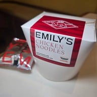 Emily's เส้นหมี่ไก่ฉีก Emily’s เส้นหมี่ไก่ฉีก