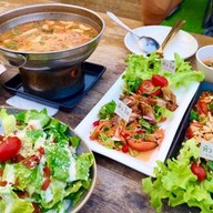 หิว - โซ So Hungry -