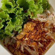 ฉีกเส้นในบ้าน หมี่ไก่ฉีก จะบังติกอ