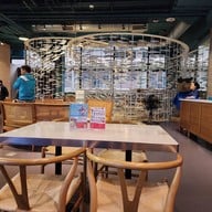 บรรยากาศ รสกระทะ (สาธรธานี Glowfish Dining Hall) Glowfish Sathorn Thani
