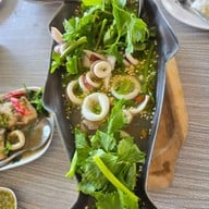 เมนูของร้าน ครัวเรือโป๊ะ
