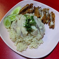เมนูของร้าน 24ข้าวมันไก่