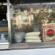 ใสสะอาดก๋วยเตี๋ยวลูกชิ้นน้ำใส อรุณอมรินทร์