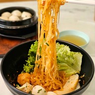 เมนูของร้าน A JUNG Fish Ball • อจัง ฟิชบอล (ชื่อเดิม สอาด ลูกชิ้นปลา) ถนนบรมราชนนี