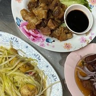 แสงชัยโภชนา ทองหล่อ