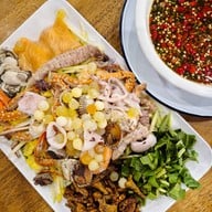 ยำชาวเล พื้นบ้าน ยำชาวเล พื้นบ้าน