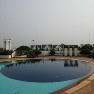 Ploy Palace Hotel