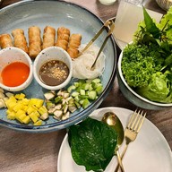 เมนูของร้าน ผักสร่ง ผักสร่ง