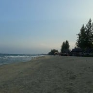 บรรยากาศ หาดบ้านกรูด