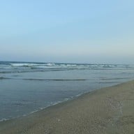 บรรยากาศ หาดบ้านกรูด