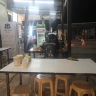 บรรยากาศ ไวไว บางแสน