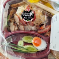 เมนูของร้าน ร้านนั่งห้อยขา@นครชัยศรี