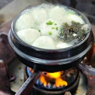 เมนูของร้าน A JUNG Fish Ball • อจัง ฟิชบอล (ชื่อเดิม สอาด ลูกชิ้นปลา) ถนนบรมราชนนี