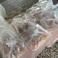 ผัดไทยกุ้งยิ้ม