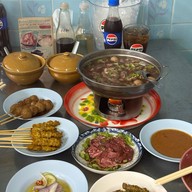 ก๋วยเตี๋ยววัดดงมูลเหล็ก พ.ศ.2497 สาขา The Spheres