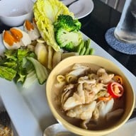 เมนูของร้าน CHARIOT Pub & Restaurant