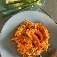 ผัดไทยกุ้งยิ้ม