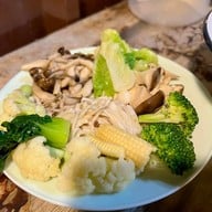 เมนูของร้าน ขนมจีนชื่นอุรา ตลาดหัวมุม