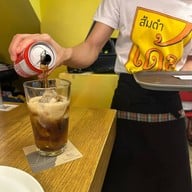เมนูของร้าน ส้มตำเด้อ ท่าเตียน