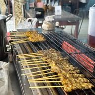 ก๋วยเตี๋ยววัดดงมูลเหล็ก พ.ศ.2497 สาขา The Spheres