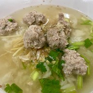 ร้านข้าวต้มปลากระพง