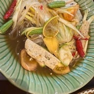 หอมรัญจวน อาหารไทย-เวียดนาม บางรัก