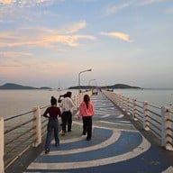 ท่าเทียบเรือเรือหาดราไวย์