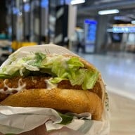 McDonald's สนามบินสุวรรณภูมิ ผู้โดยสารขาเข้า