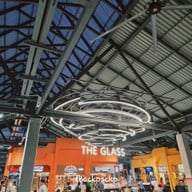 บรรยากาศ เฮงหอยทอดชาวเล The Glass Market Bangna
