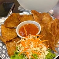 หอมรัญจวน อาหารไทย-เวียดนาม บางรัก