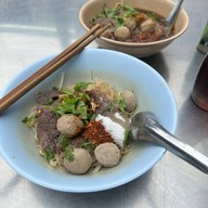 ก๋วยเตี๋ยวเนื้อ หลังวิกดาว
