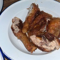 ข้าวนึ่ง-ไก่ทอดเที่ยงคืน กำแพงดิน