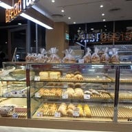 บรรยากาศ Breadtalk สีลมคอมเพล็กซ์