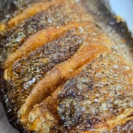 ปลาทอด น้ำพริก เจ๊ฮวยราชวัตร