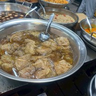 ร้านข้าวแกงตลาดบางโพ