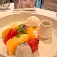 Biscotti Anantara Siam Bangkok Hotel